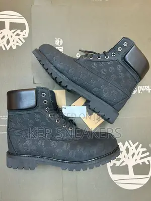 Timberland 6-inch Premium "Tree Logo"