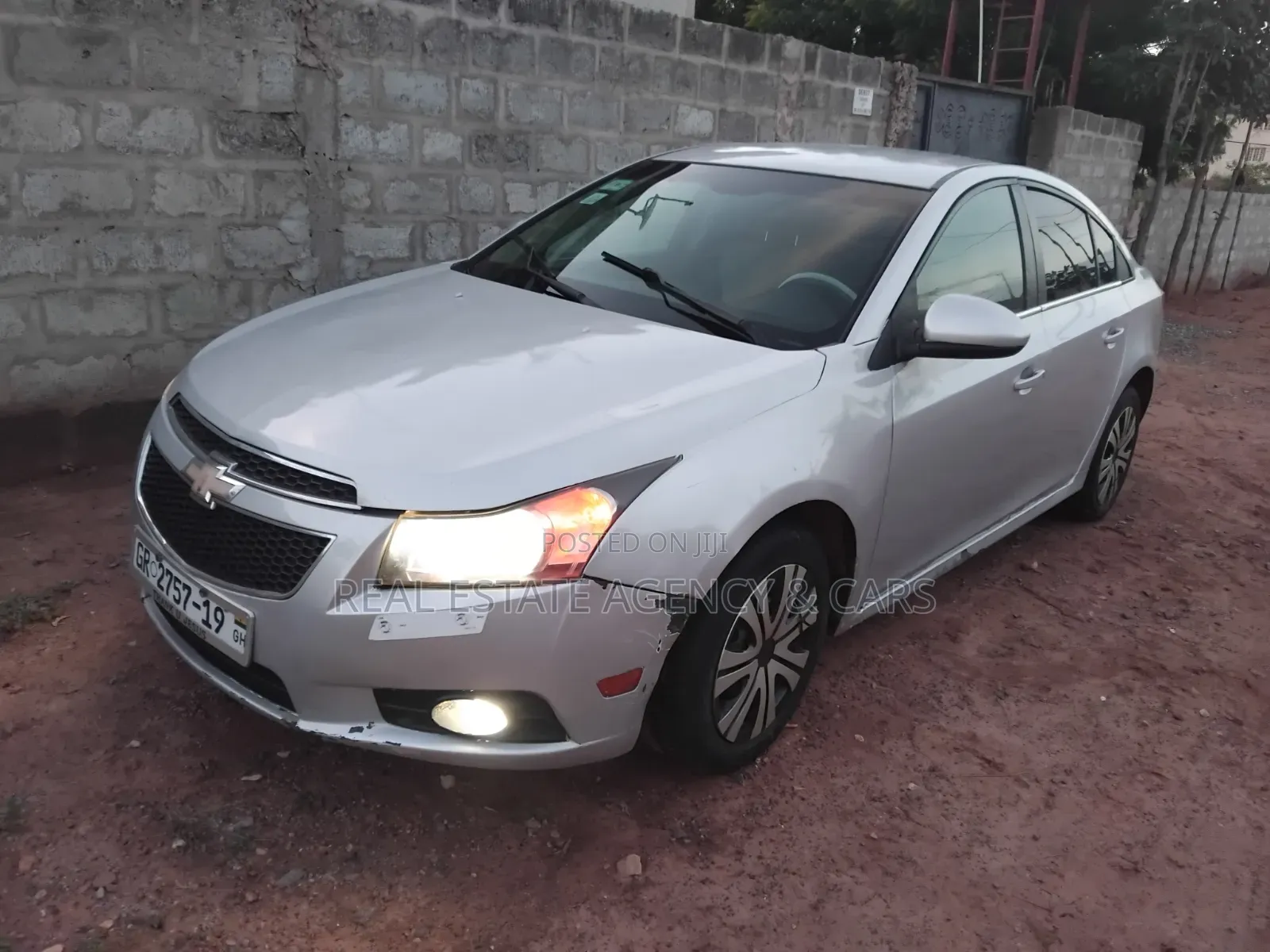 Chevrolet Cruze LS 4dr Sedan (1.8L 4cyl 6A) 2014 Silver