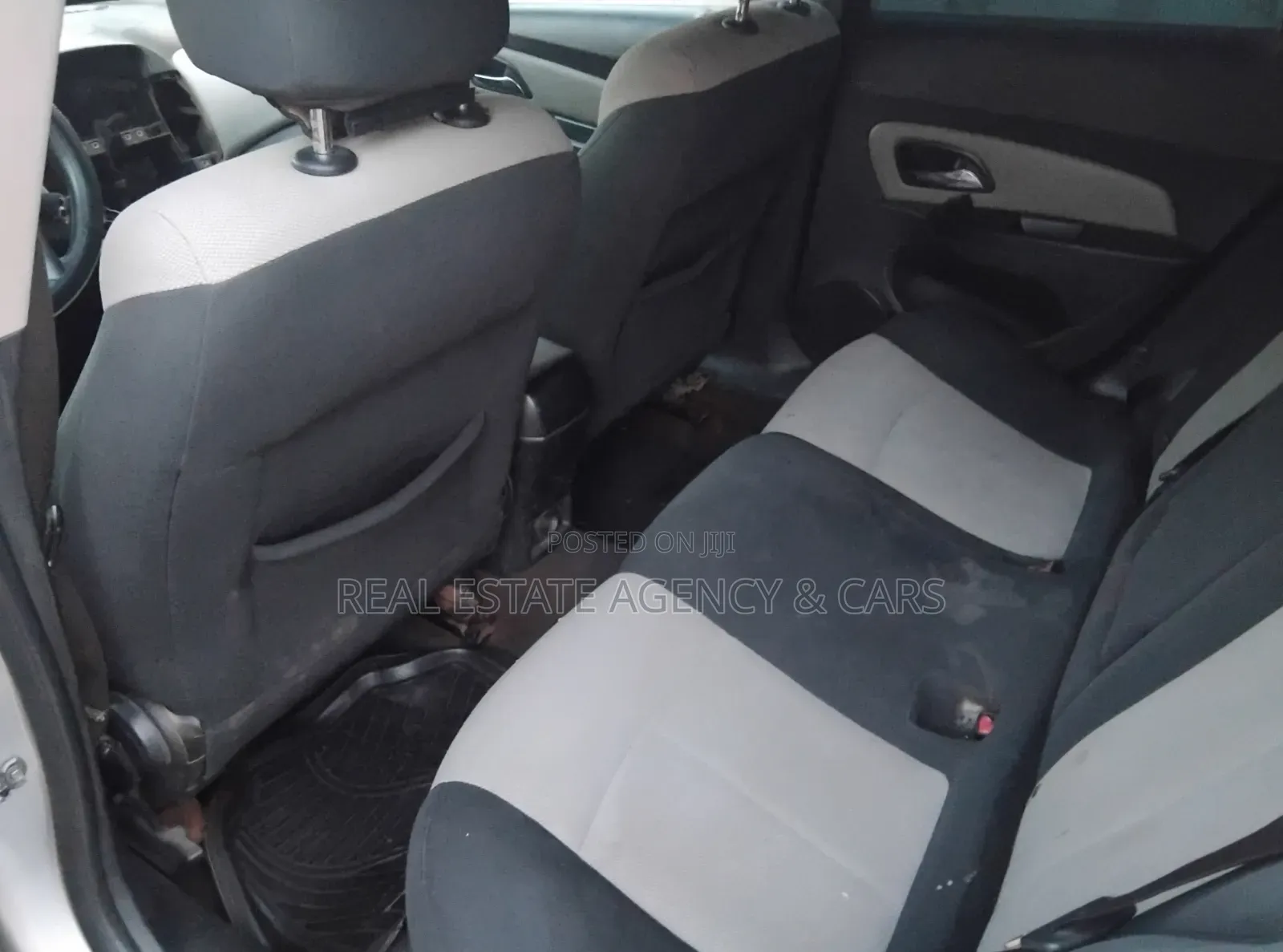 Chevrolet Cruze LS 4dr Sedan (1.8L 4cyl 6A) 2014 Silver