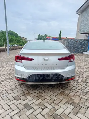 Hyundai Elantra SE 2020 Silver
