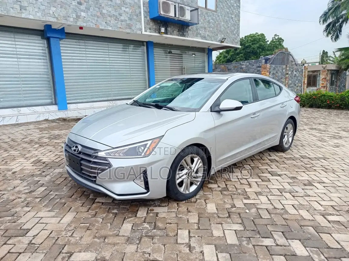 Hyundai Elantra SE 2020 Silver