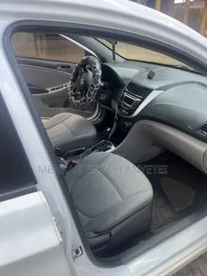 Hyundai Accent GLS 4dr Sedan (1.6L 4cyl 6M) 2015 White