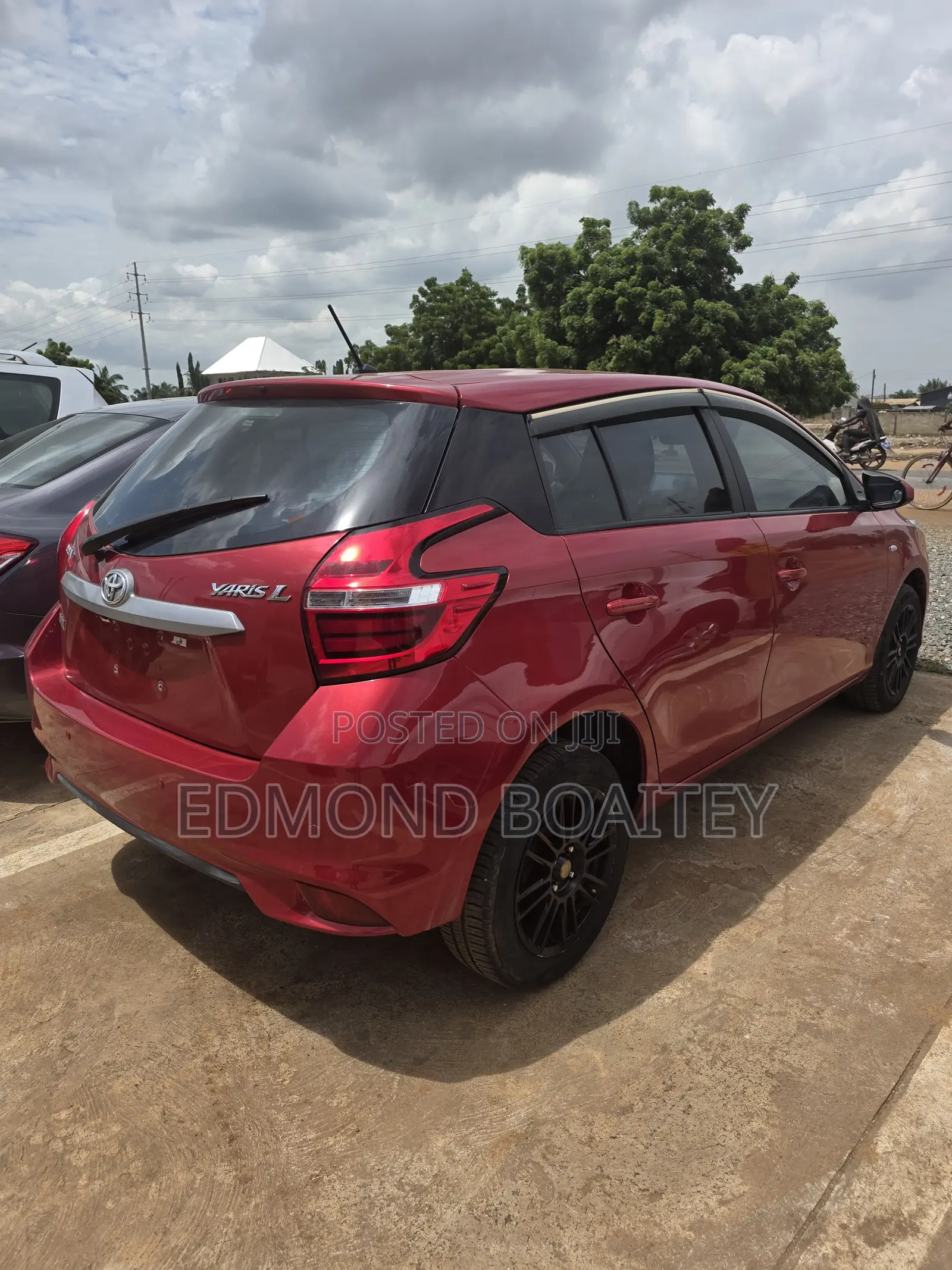 Toyota Yaris 2016 Burgundy