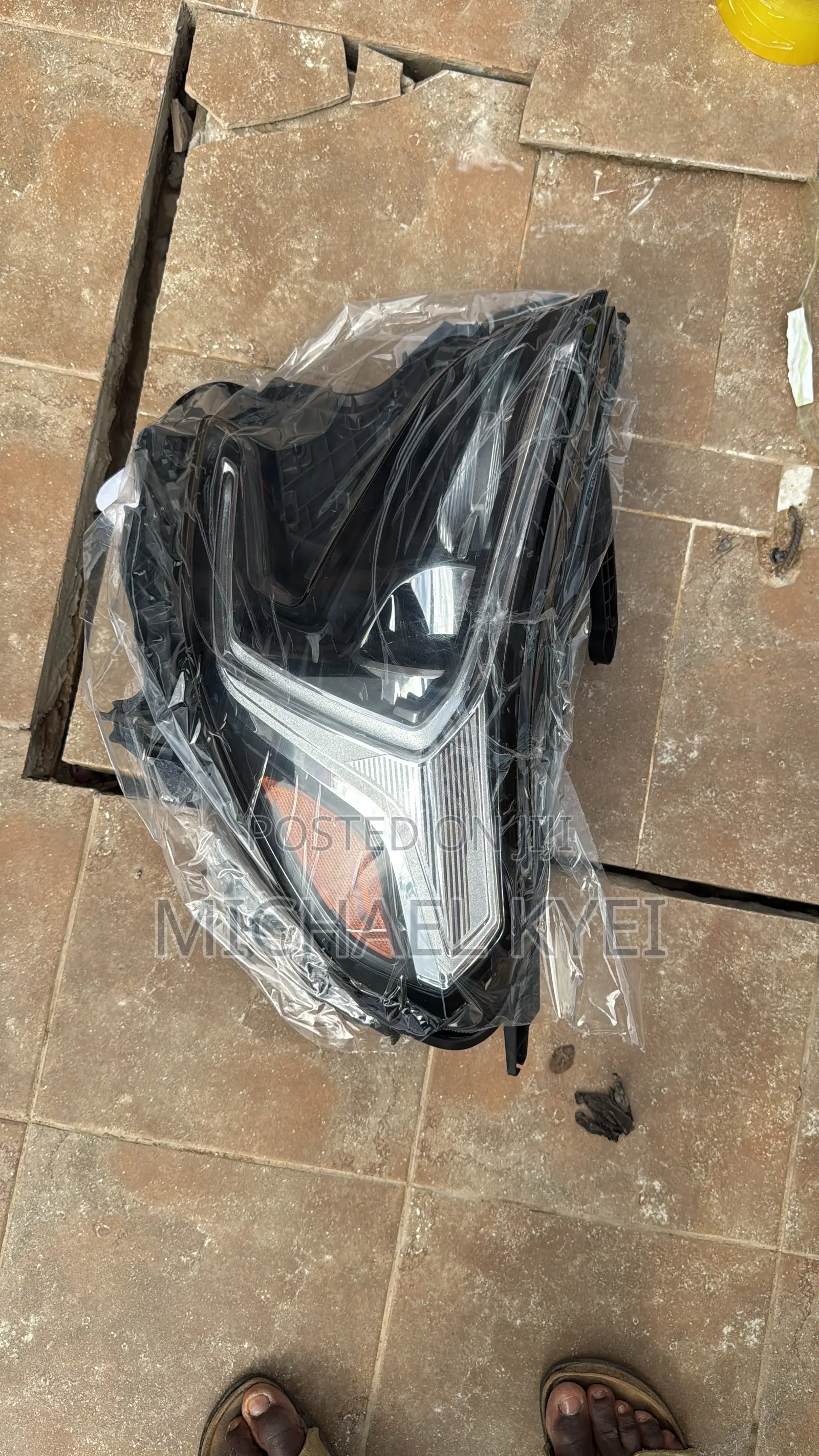 GMC Terrain 2018 Headlight