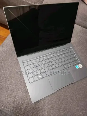 New Laptop Samsung S3511 16GB Qualcomm Snapdragon X Elite SSD 1T