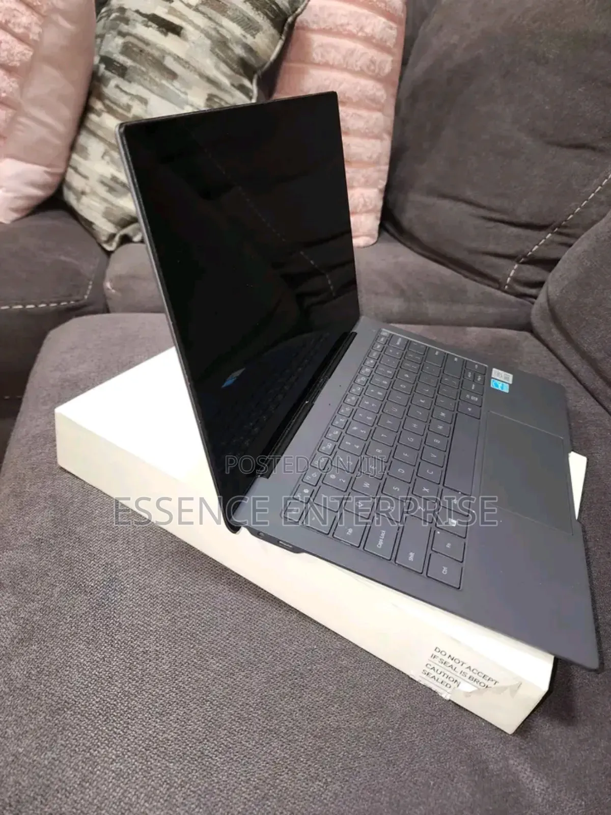 New Laptop Samsung S3511 16GB Qualcomm Snapdragon X Elite SSD 1T