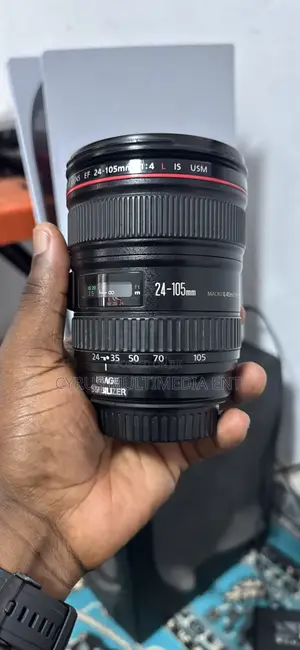 Canon 24-105mm Lens