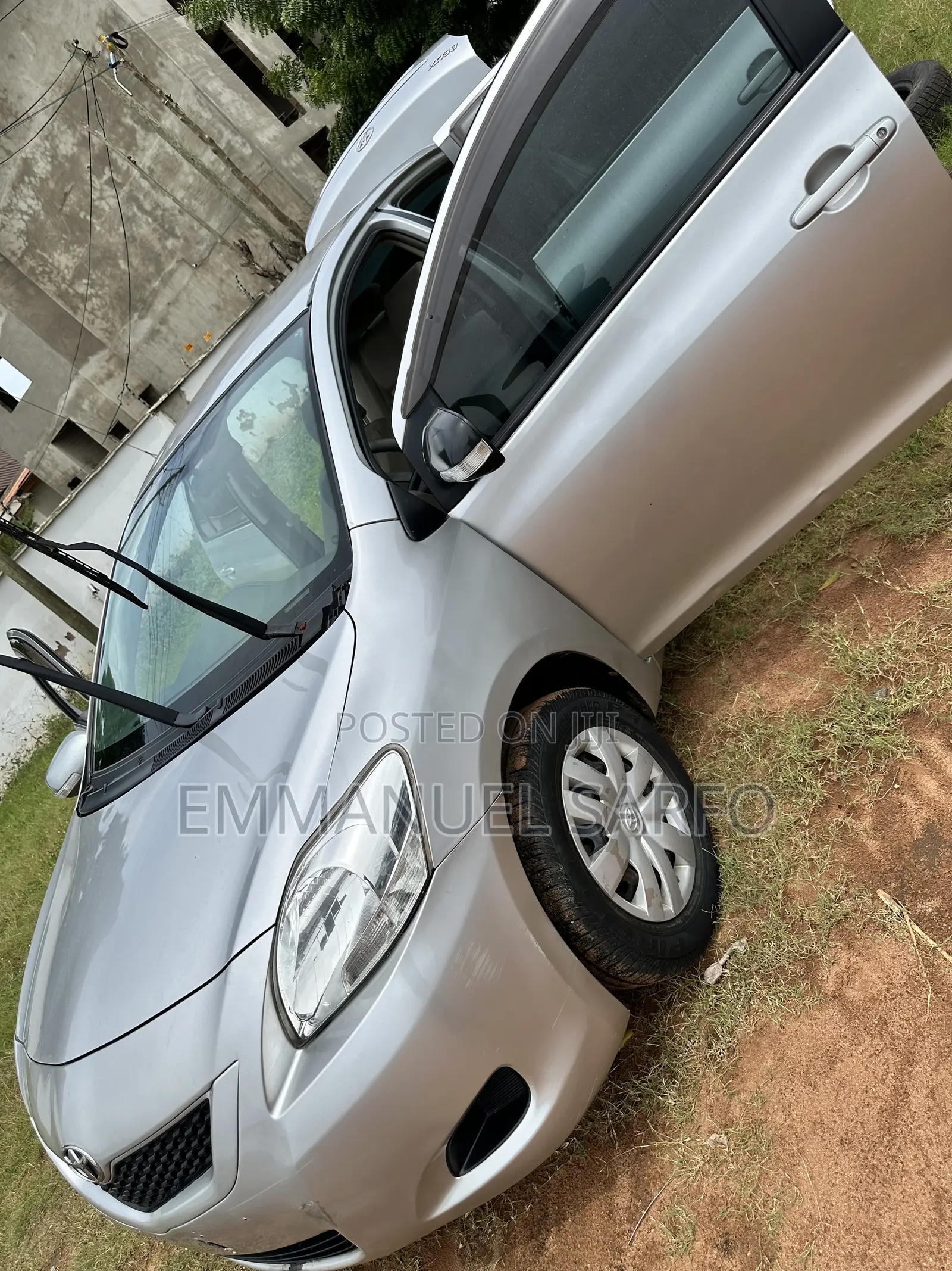Toyota Belta 2010 Silver