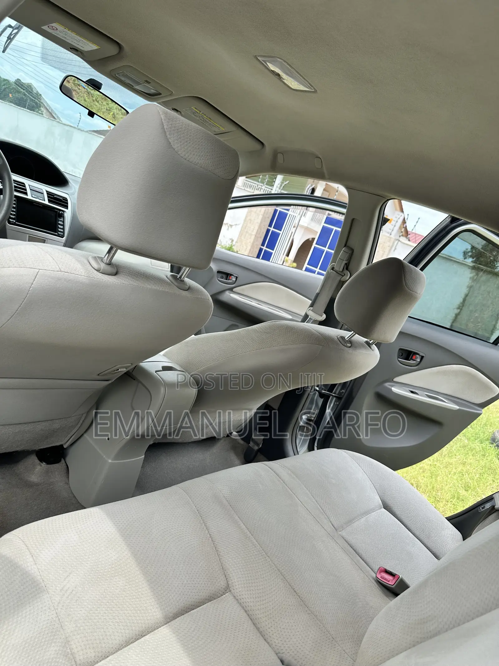 Toyota Belta 2010 Silver