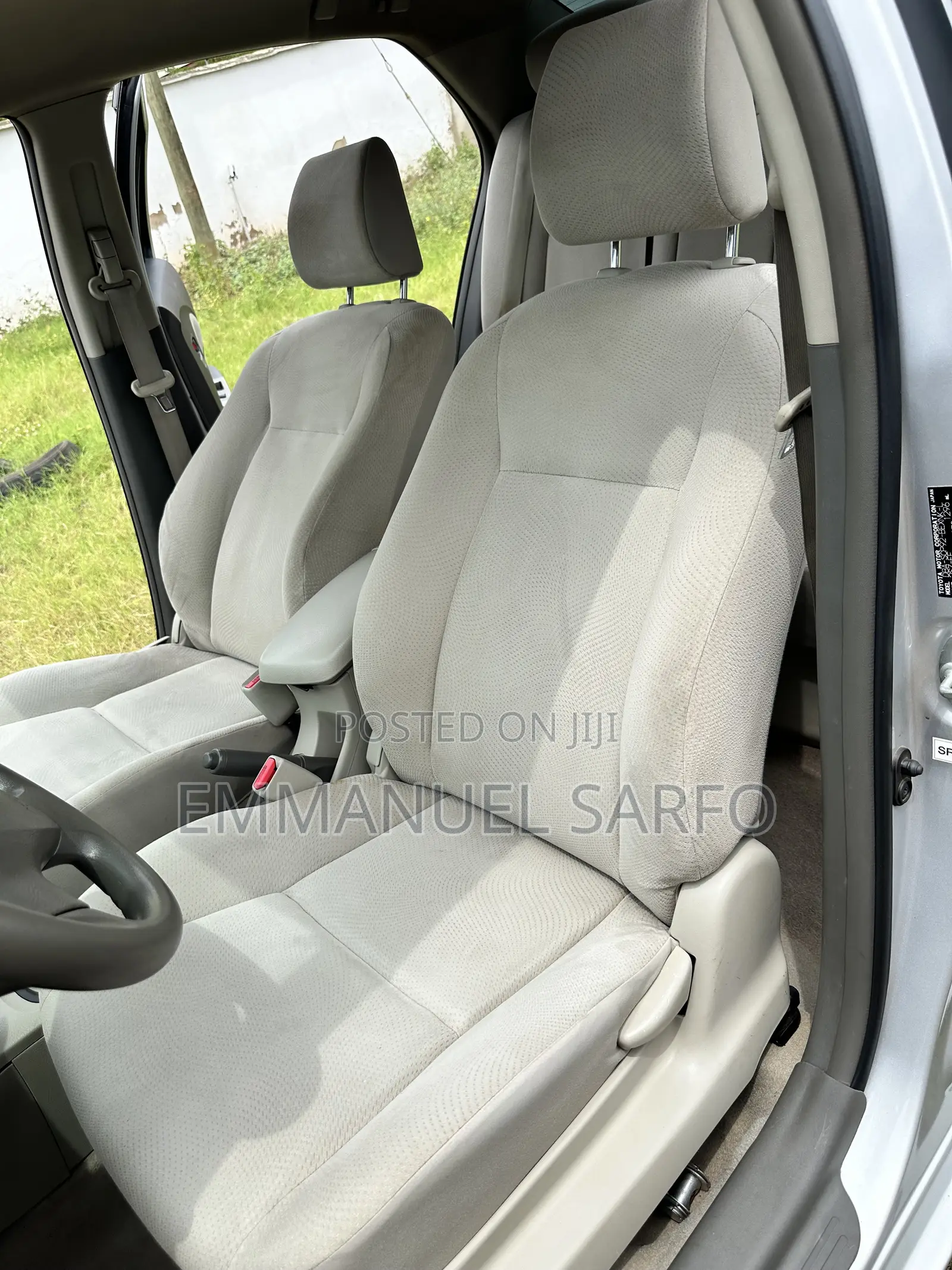 Toyota Belta 2010 Silver