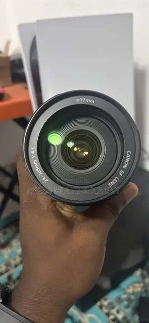 Canon 24-105mm Lens