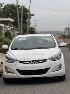 Hyundai Elantra Value Edition Sedan FWD (1.8L 4cyl 6A) 2016 White