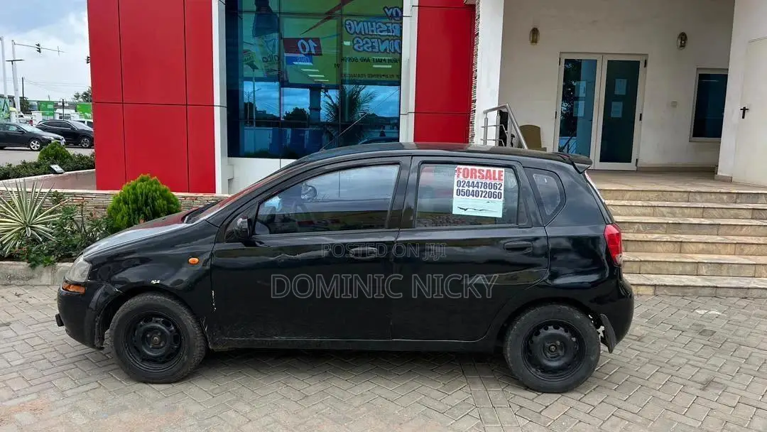Chevrolet Aveo 2002 Black