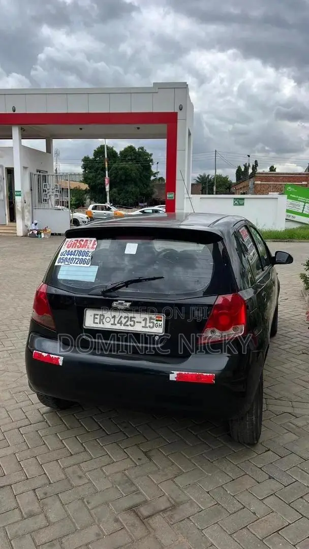 Chevrolet Aveo 2002 Black