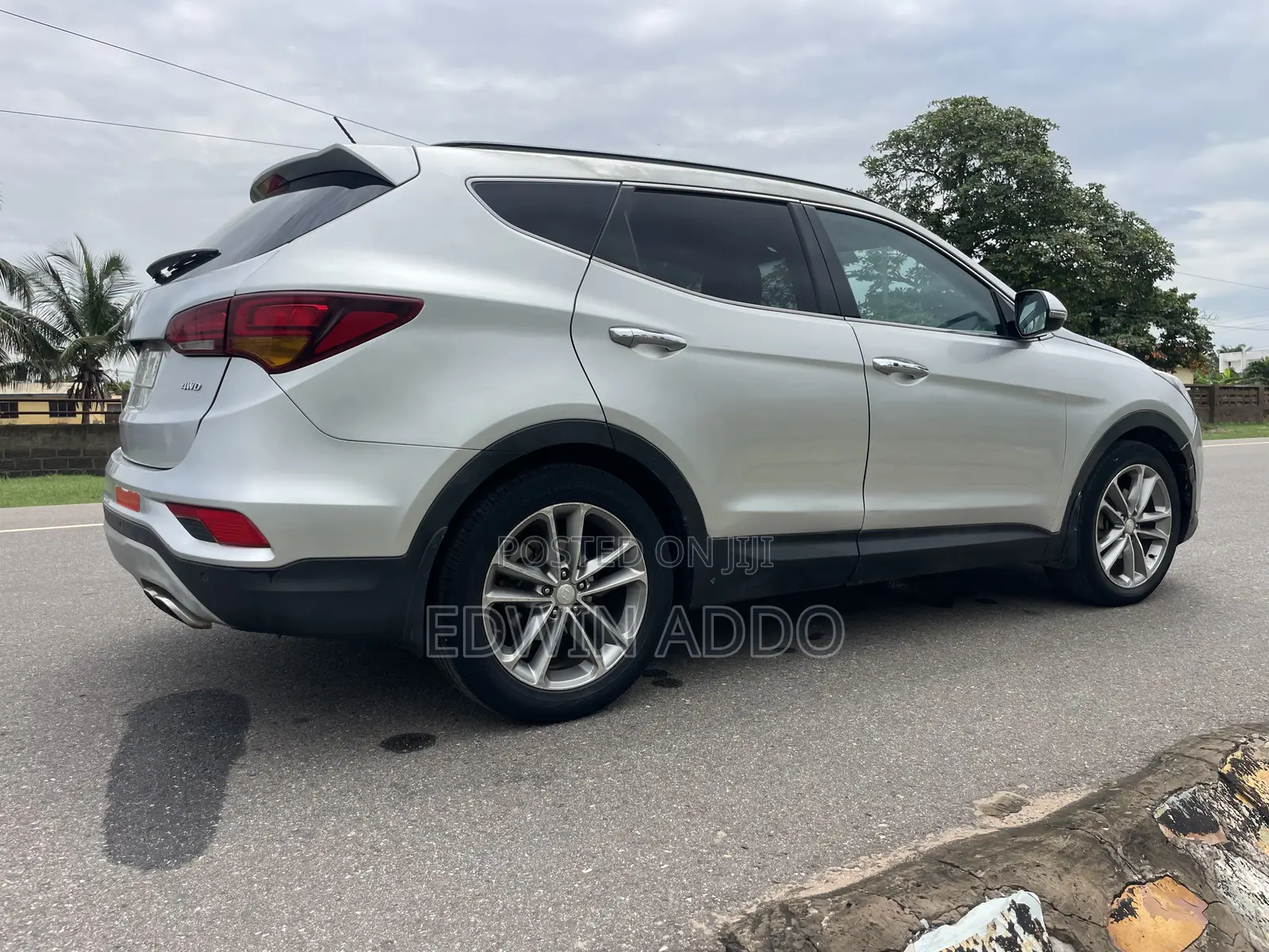 Hyundai Santa Fe Limited AWD 2017 Silver