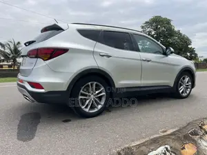 Hyundai Santa Fe Limited AWD 2017 Silver