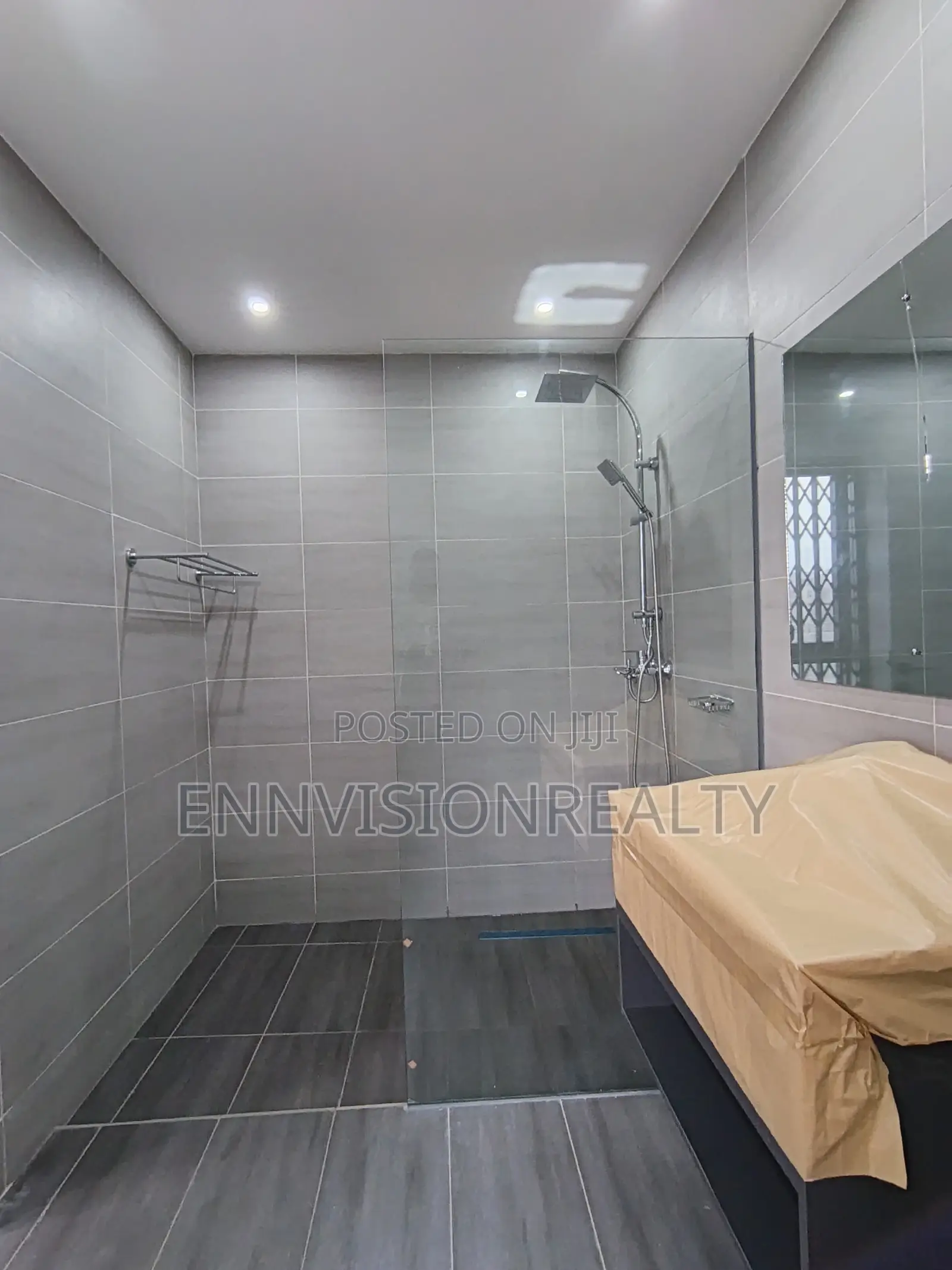 3bdrm House in Burma Hills, Accra Metropolitan for rent