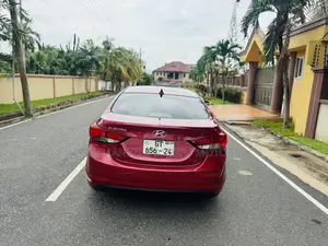 Hyundai Elantra Limited 4dr Sedan (1.8L 4cyl 6A) 2015 Red