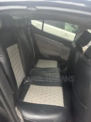 Hyundai Elantra SE Sedan FWD (2.0L 4cyl 6M) 2017 Black
