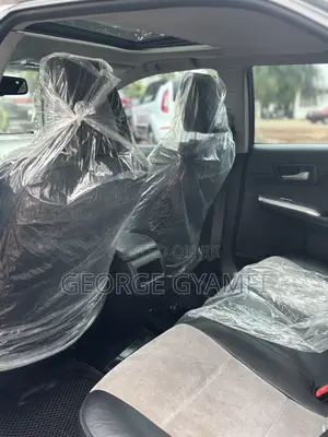 Toyota Camry SE 4dr Sedan (2.5L 4cyl 6A) 2013 Silver