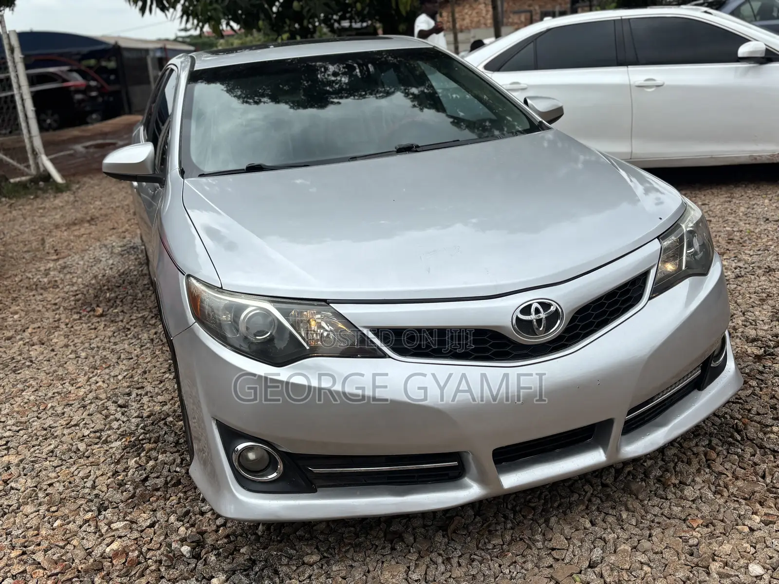 Toyota Camry SE 4dr Sedan (2.5L 4cyl 6A) 2013 Silver