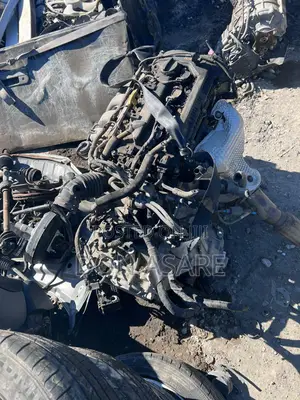 Hyundai Elantra 2011 Engine and Gear Box