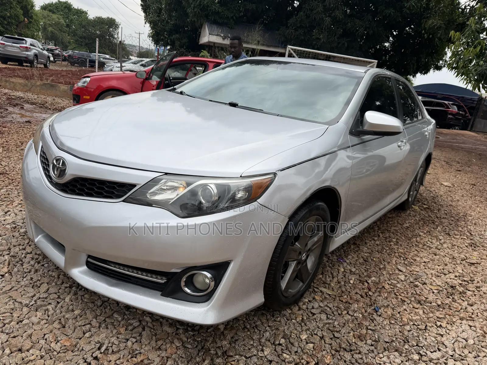 Toyota Camry SE Sport 4dr Sedan (2.5L 4cyl 6A) 2014 Silver