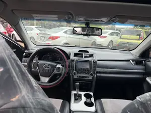 Toyota Camry SE Sport 4dr Sedan (2.5L 4cyl 6A) 2014 Silver