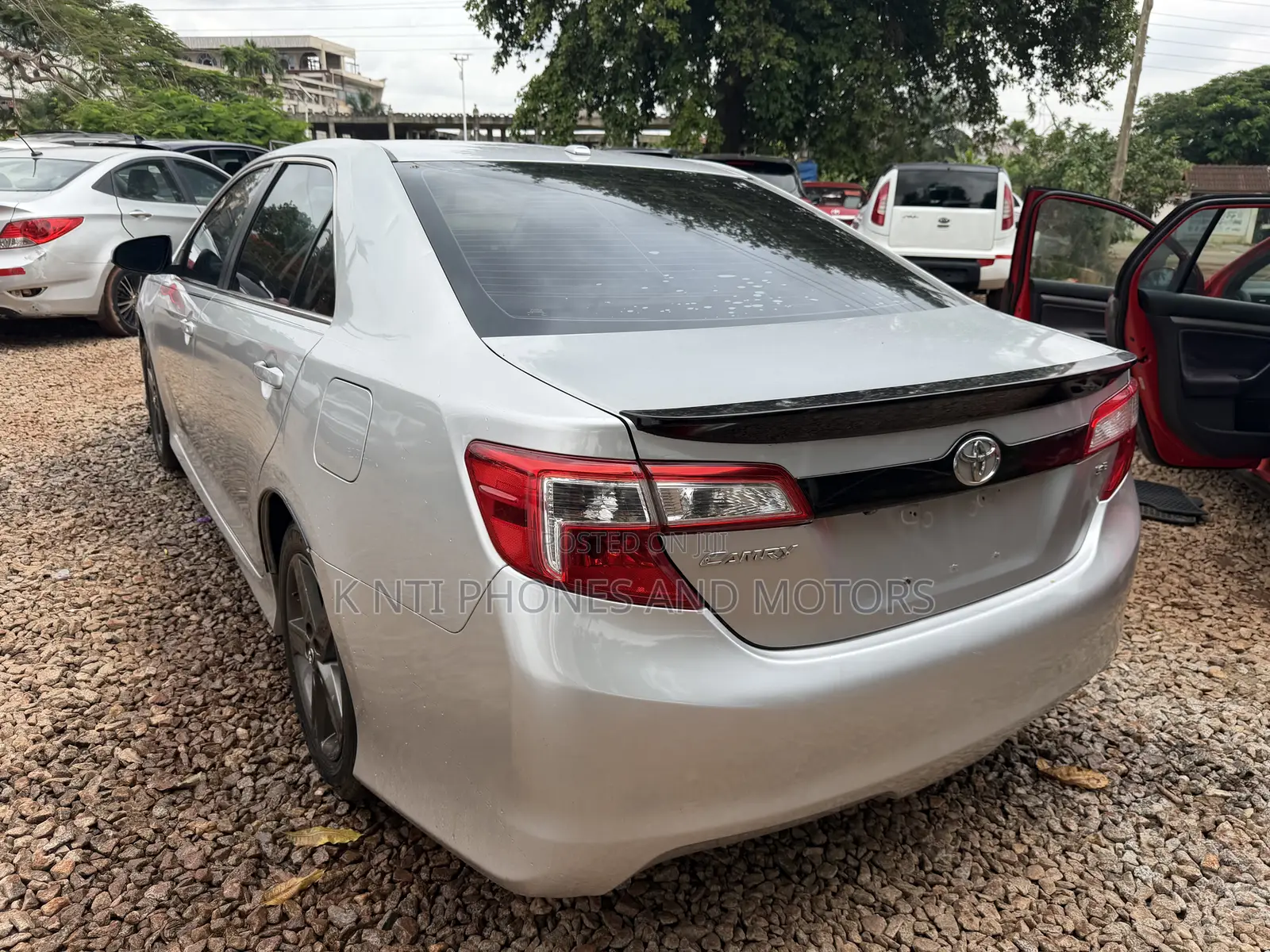 Toyota Camry SE Sport 4dr Sedan (2.5L 4cyl 6A) 2014 Silver