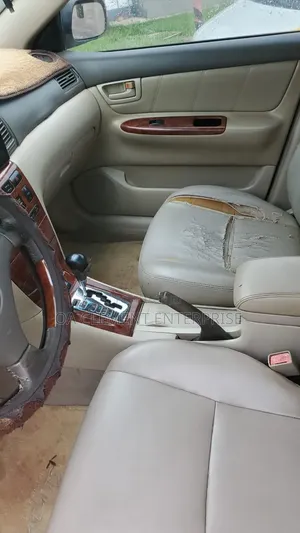Toyota Auris Limited Sedan FWD (3.5L 6cyl 6A) 2010 Brown