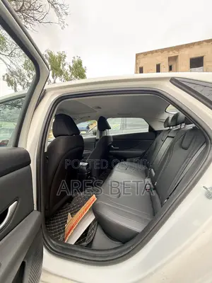 New Hyundai Elantra 2025 White