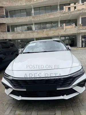 New Hyundai Elantra 2025 White
