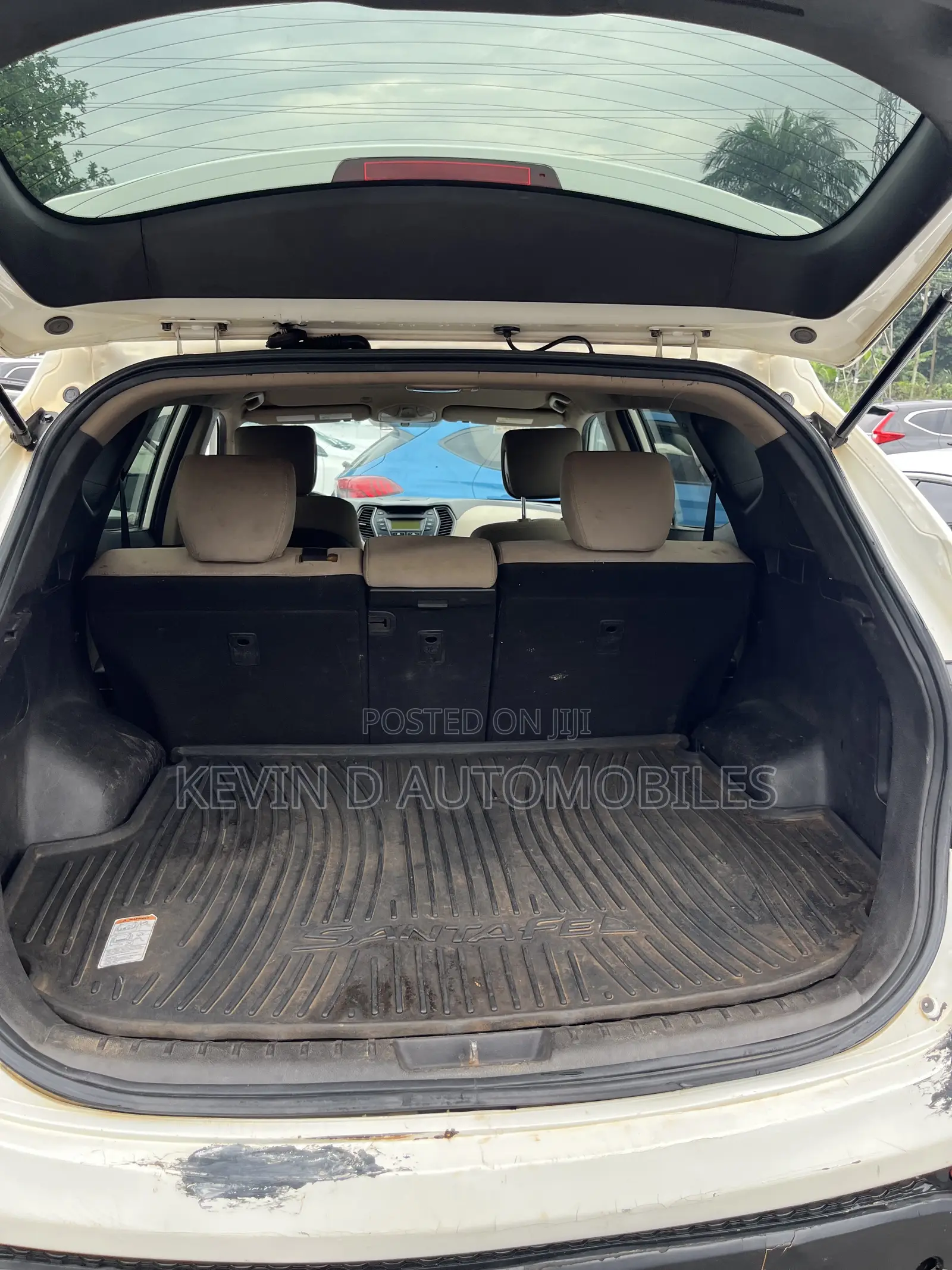 Hyundai Santa Fe SE AWD 2016 White