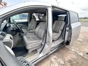 Honda Odyssey EX-L 4dr Minivan (3.5L 6cyl 6A) 2015 Silver