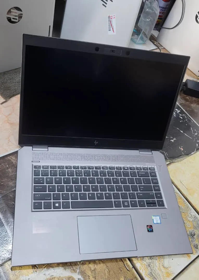 Laptop HP ZBook Studio G5 16GB Intel Core i7 eMMC 512GB