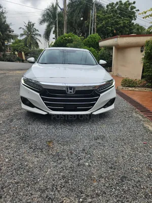 Honda Accord Touring 2.0T 2021 White
