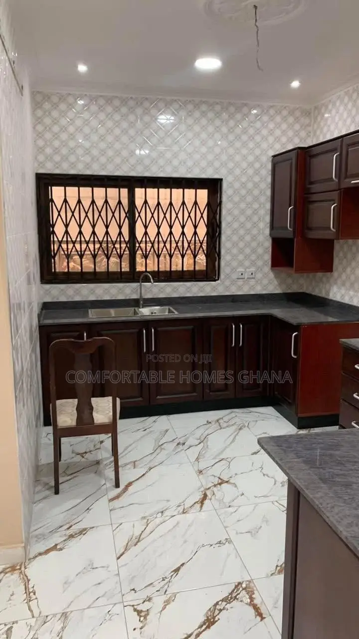 2bdrm Apartment in Dome for rent