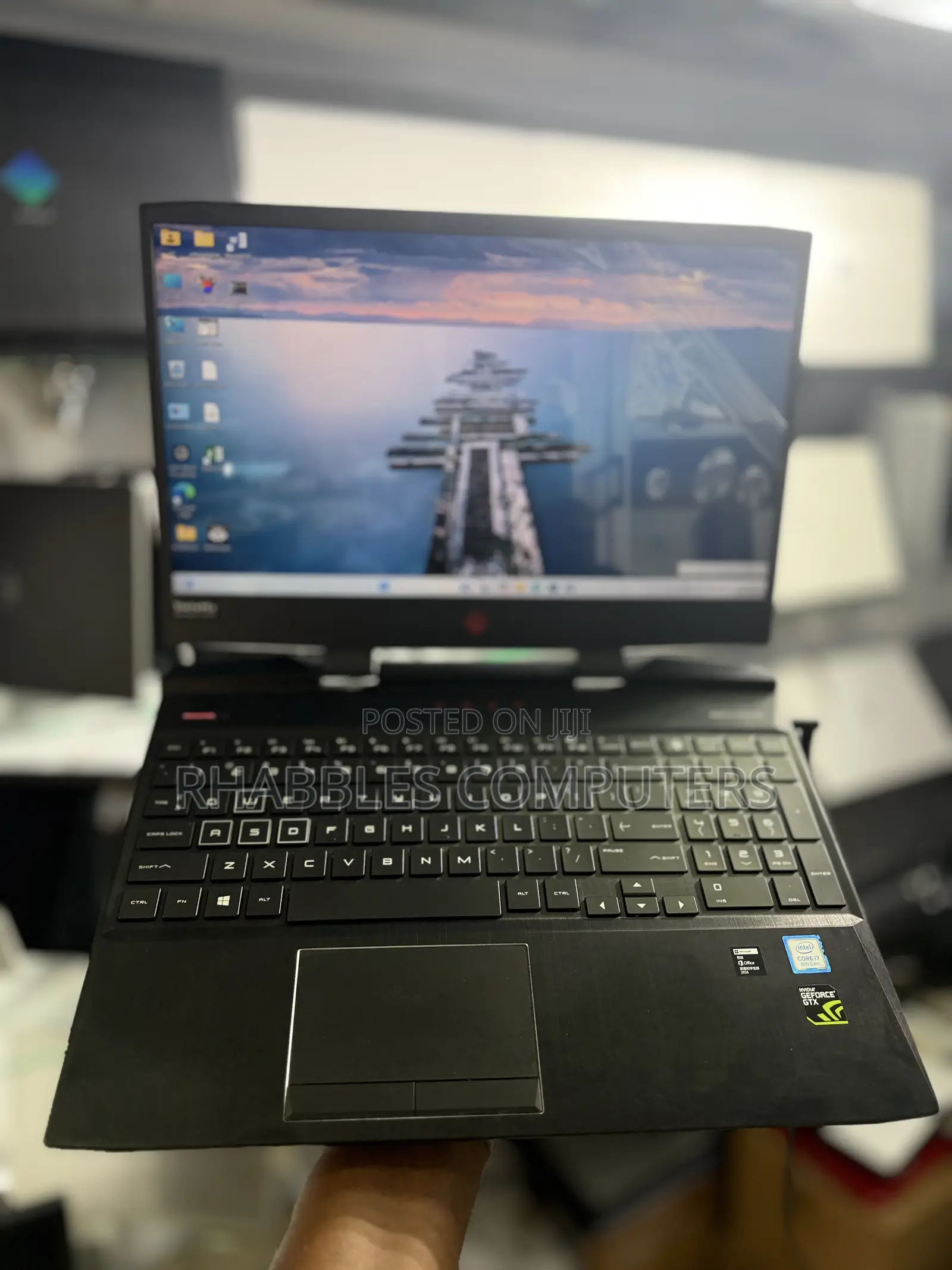 Laptop HP Omen 15 16GB Intel Core i7 HDD+SSD 1T