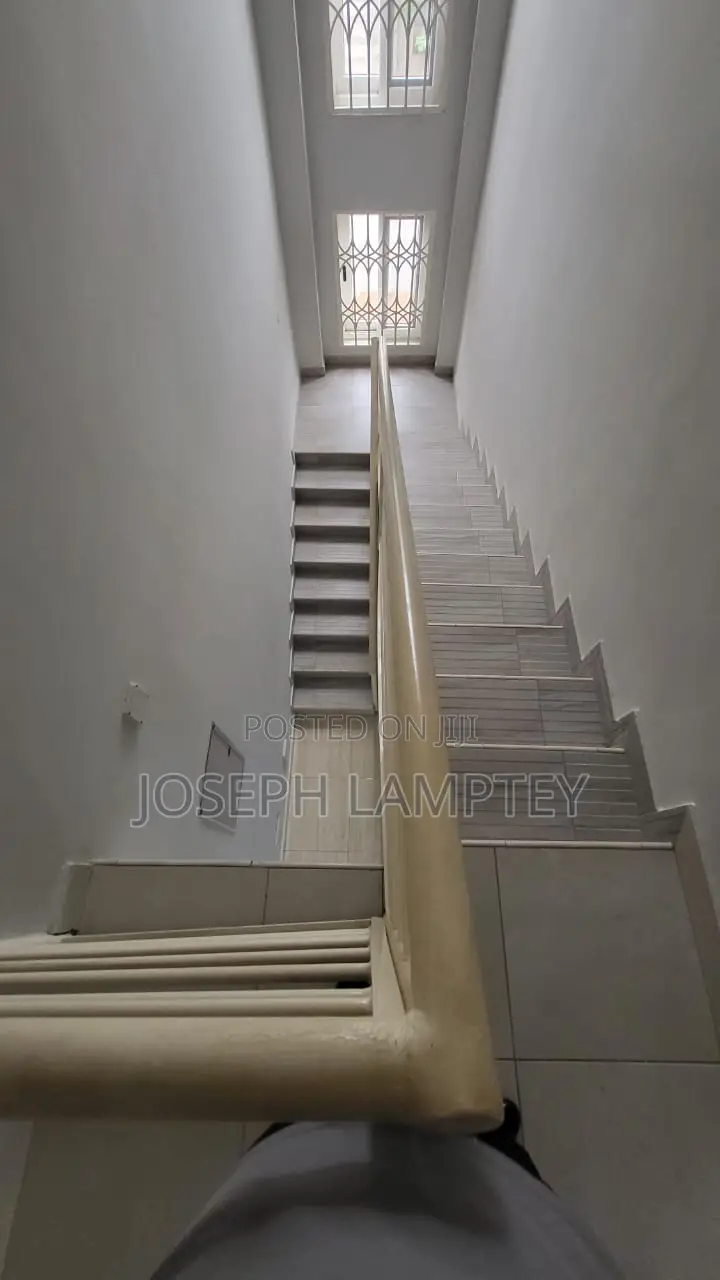 4bdrm House in Joseph Lamptey, American House for rent