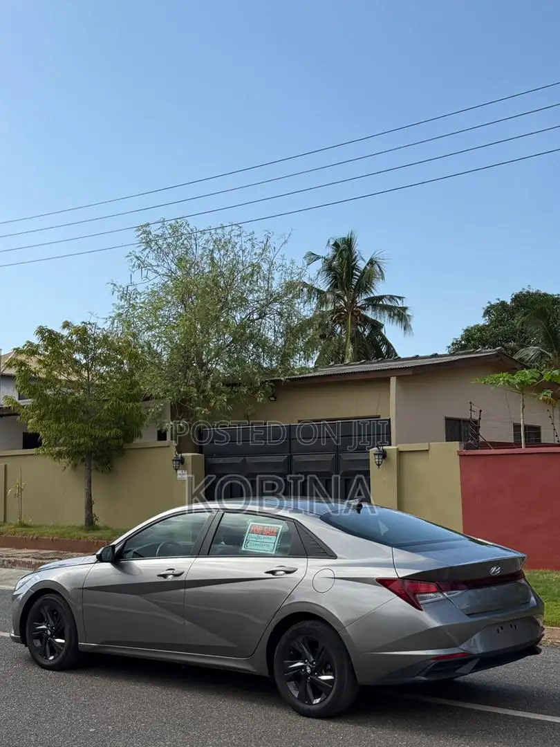 Hyundai Elantra SEL 2021 Gray