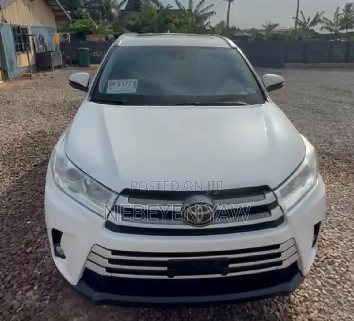 Toyota Highlander LE 4x2 (2.7L 4cyl 6A) 2017 White
