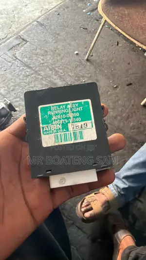 Toyota Corolla 2006 Running Light Board