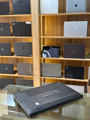 Laptop Dell Latitude 7400 16GB Intel Core i7 SSD 256GB
