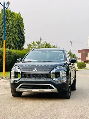 Mitsubishi Outlander SEL 2022 Black