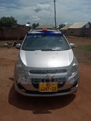 Chevrolet Spark LT 2012 Silver