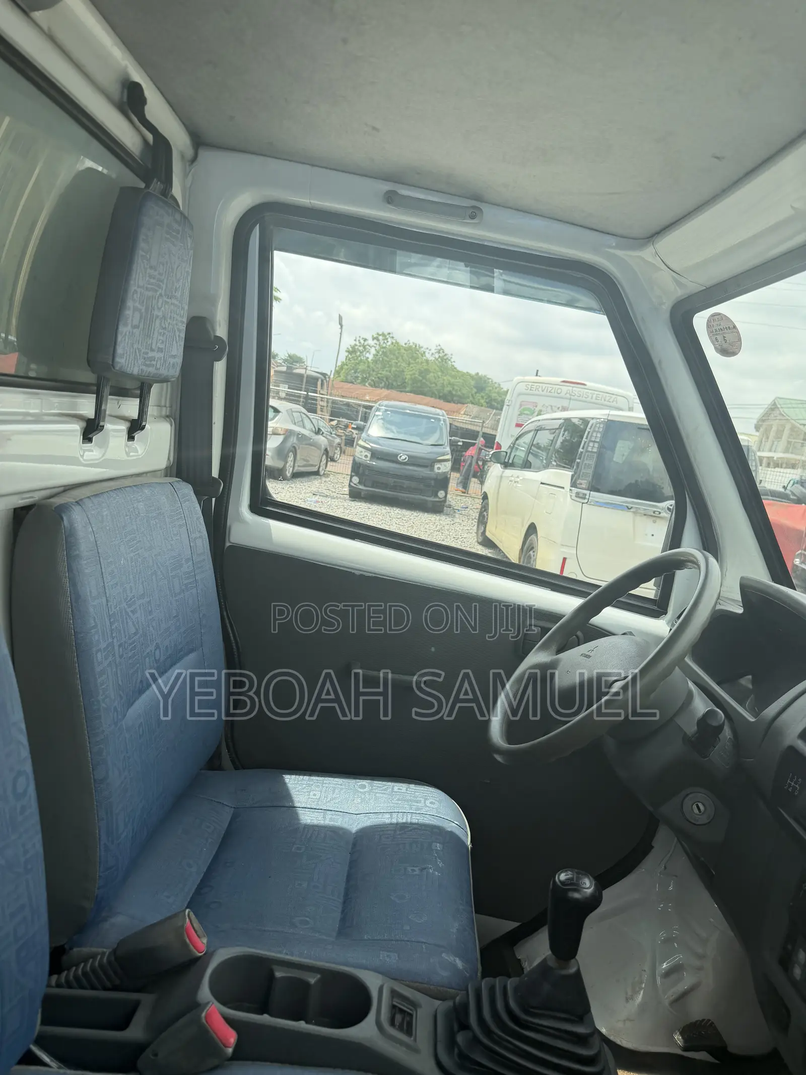 Mitsubishi Mini Truck