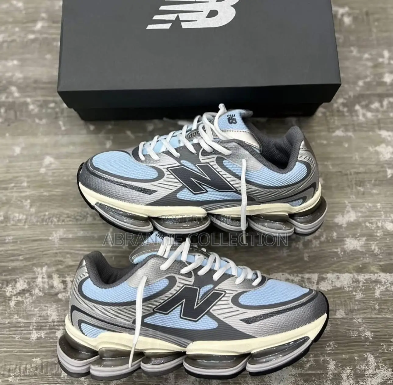 Black/Grey New Balance Absorb 2000