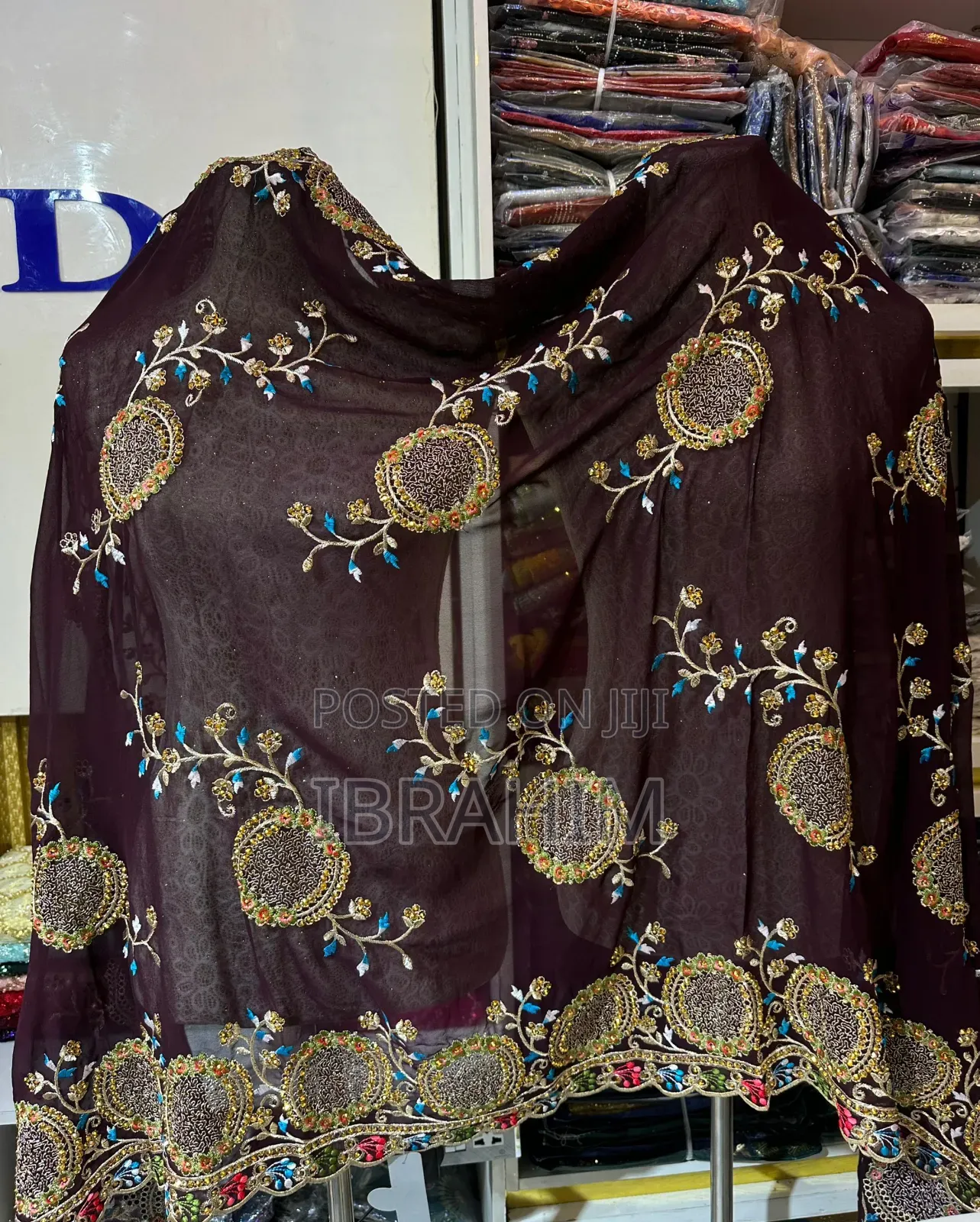 *Bridal Veils* _Medium Sizes