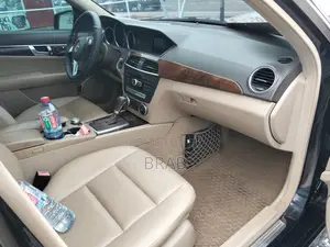 Mercedes-Benz C250 2013 Black