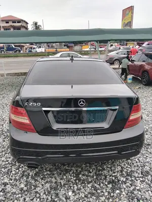 Mercedes-Benz C250 2013 Black